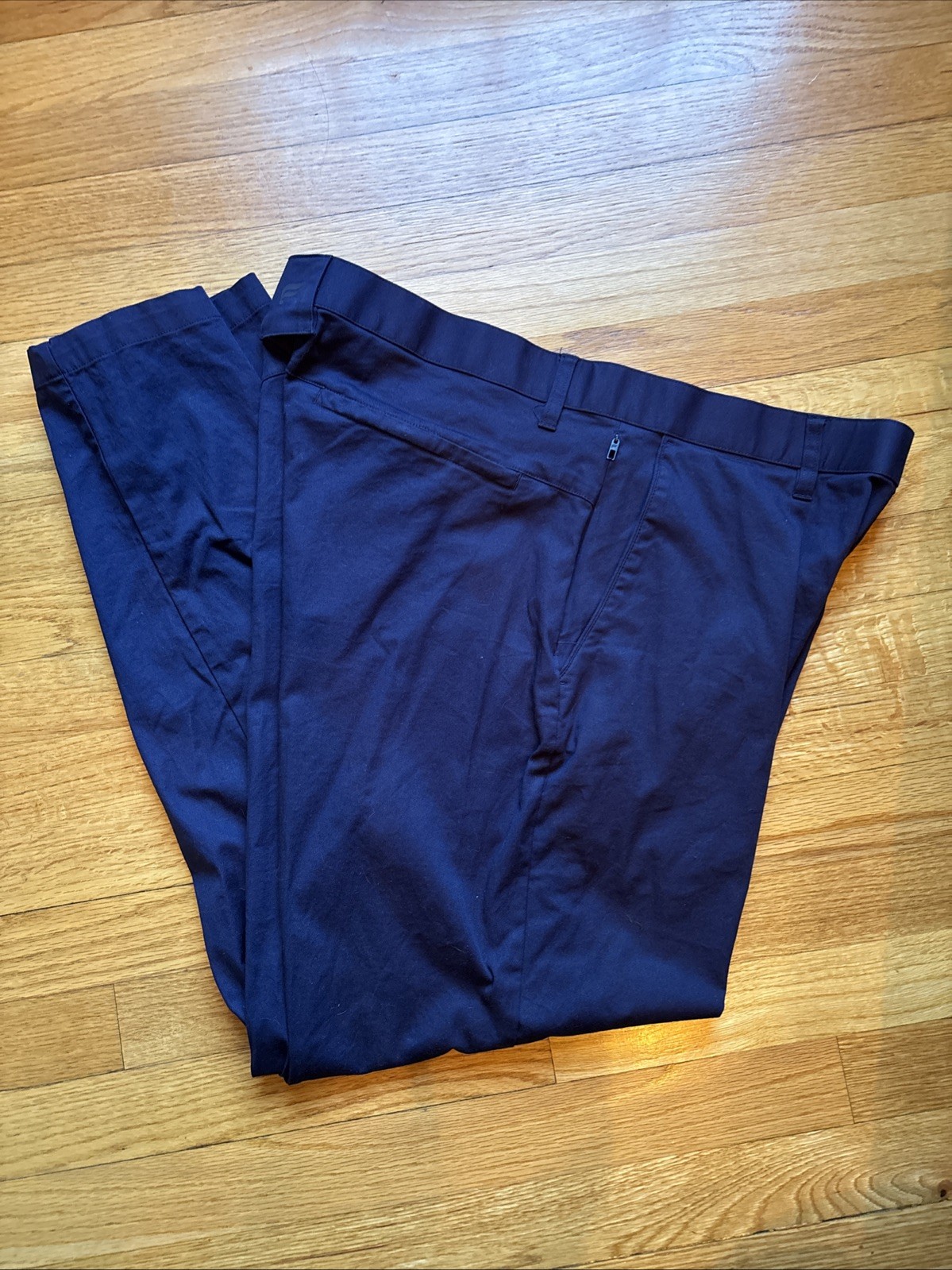 Fabletics Performance Lightweight Stretch Golf Pa… - image 1