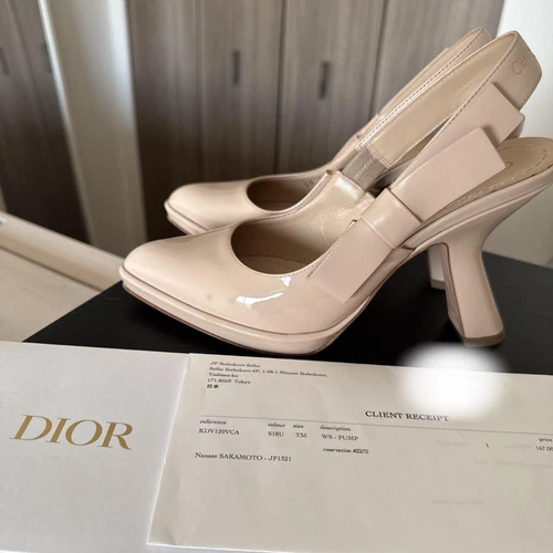 Escarpins Dior ruban beige taille 35 légèrement portés avec certificat d'authenticité