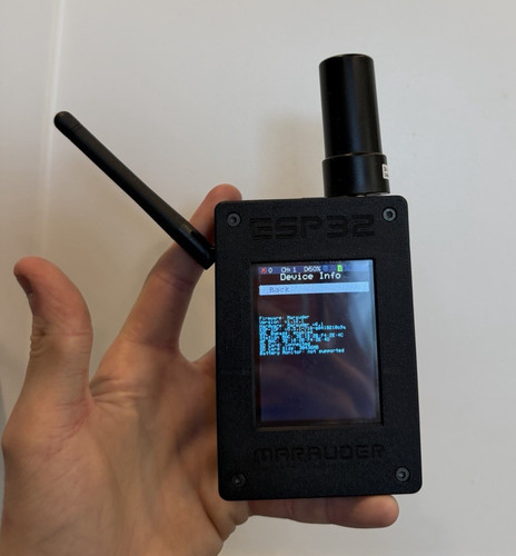 JUSTCALLMEKOKO ESP32 Marauder v6.1 Wi-Fi & Bluetooth + added GPS antenna