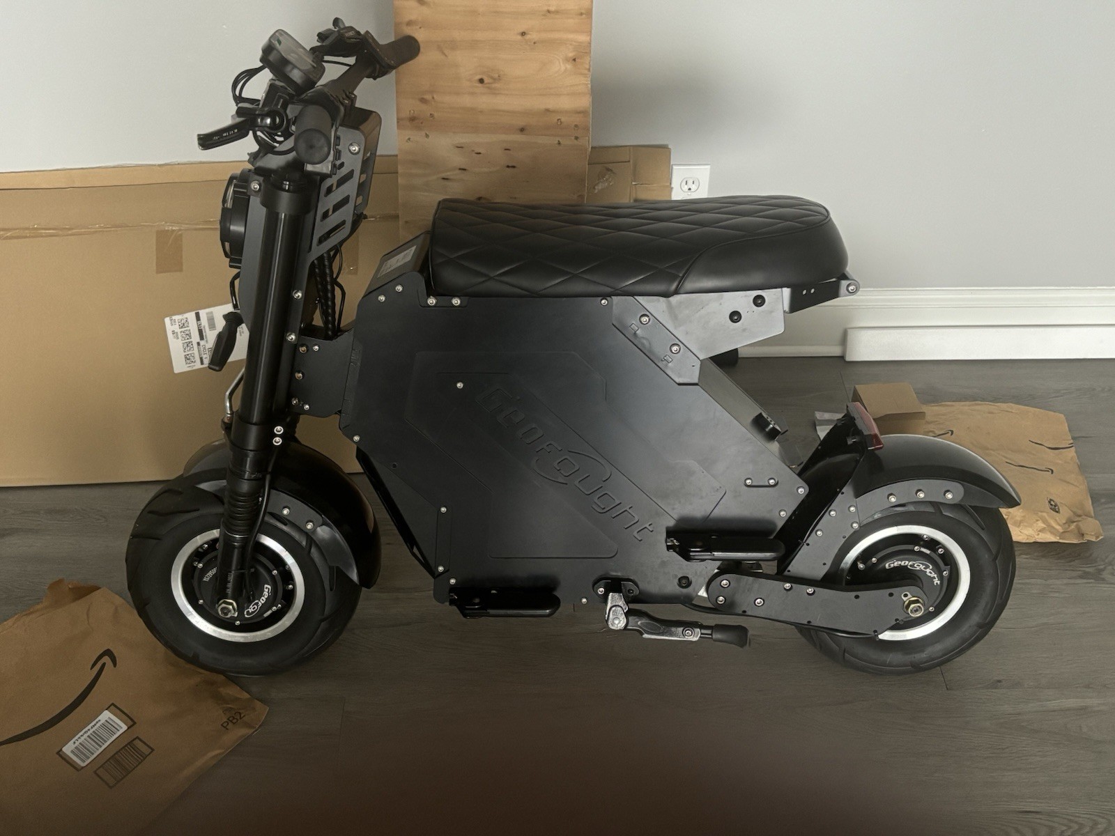 GEOFought ELECTRIC SCOOTER