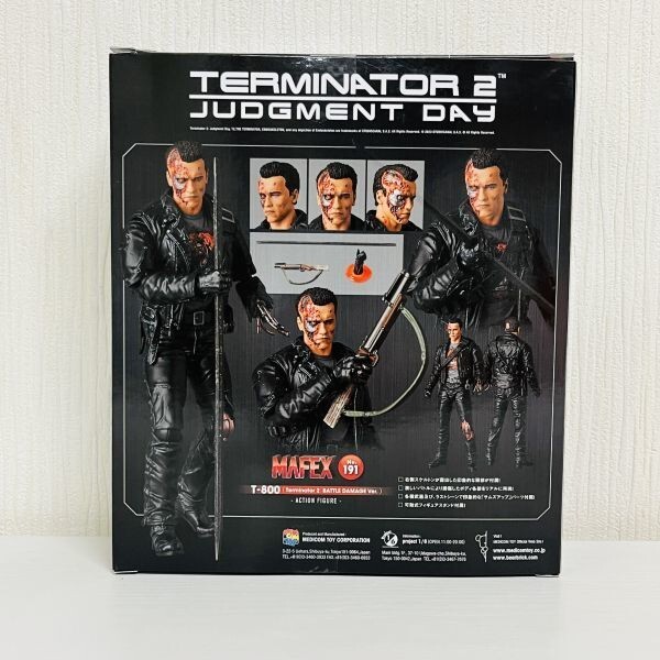 ターミネーター　T-101 mafex 未開封品 MAFEX No. 191 Battle Damaged Terminator T-800 Figure