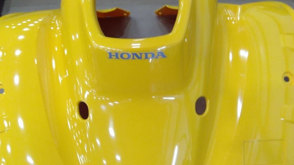 *NOS 2007 Honda Fourtrax 250 Recon OEM Front Fender 61150-HM8-V60ZC NEW OEM - Image 2 of 2