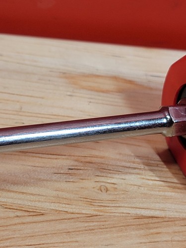 Snap-on Tools SGDTX320B T20 TORX Instinct Soft Grip Standard Screwdriver Red - Picture 3 of 22