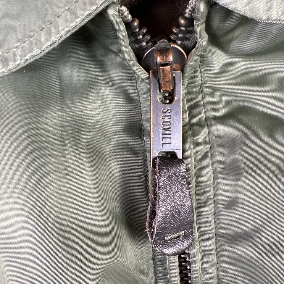 Chaqueta de Aviador Avirex Vintage Verde Nylon XL EE. UU. 816-47 Vuelo Bombardero LEER Foto 4 de 4