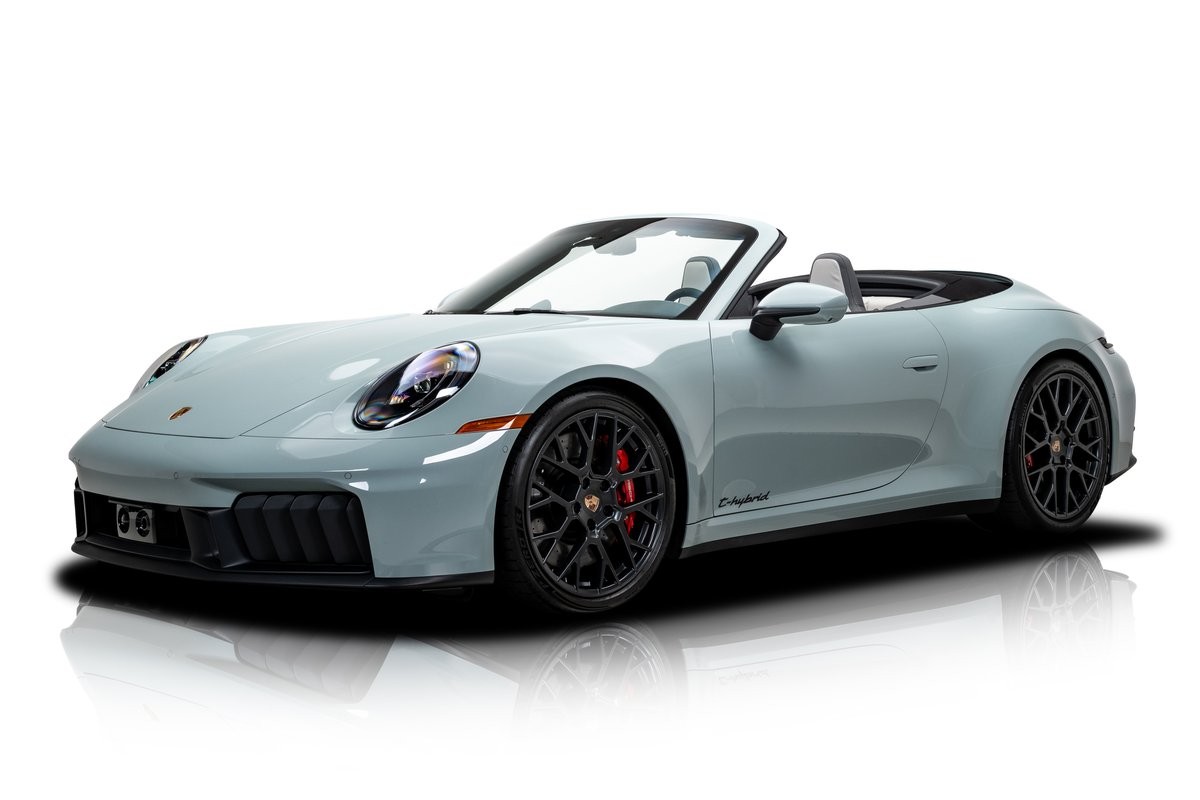 2026 Porsche 911 Carrera 4 GTS Cabriolet