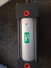 Speedaire 6X396 air Cylinder