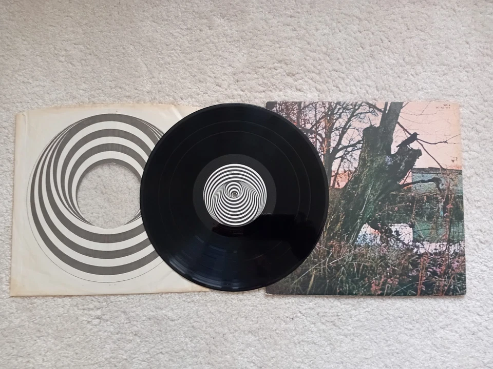 LP VINYL BLACK SABBATH SELF TITLED ALBUM VO 6 1970 UK EARLY PRESS SUPER EX-/EX+ - Image 3 of 4