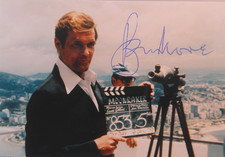Roger Moore Autogramm  " James Bond 007 " 9x13 Moonraker
