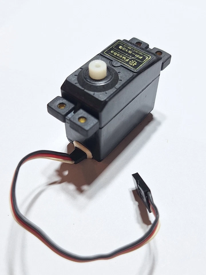 Servo de accionamiento indirecto vintage RC Futaba FP-S130 Foto 4 de 4