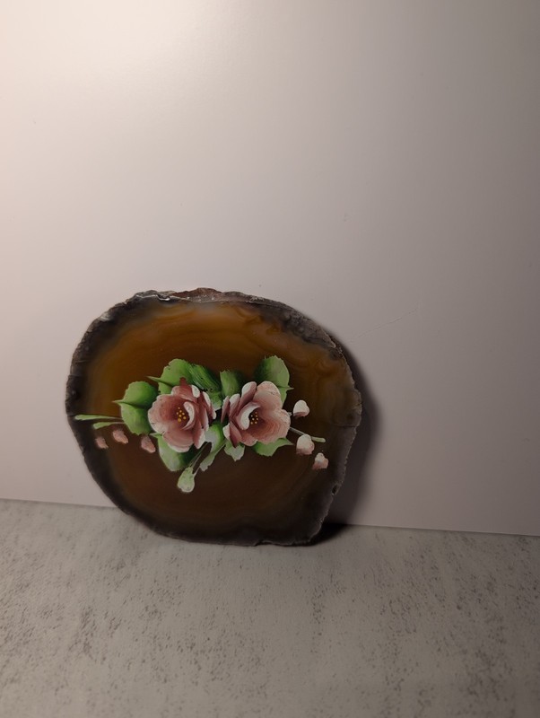 Antique Polished Sliced Quartz Hand painted In brazil