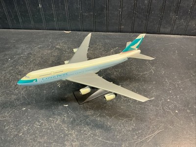 CATHAY PACIFIC  B747 Plane Model Aircraft 11in X 10in Wing span Free Shipping