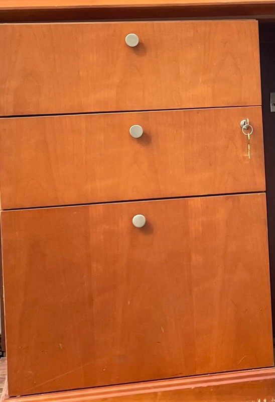 2 Piece Solid Wood Office Furniture executive desk