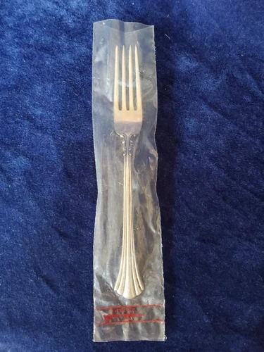 EIGHTEENTH CENTURY 7 1/2" FORK Reed & Barton Sterling - estate - nib