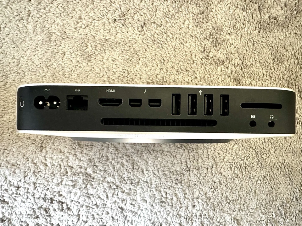 Apple Mac Mini (500GB SSD, Intel Core i5 4th Gen., 1.00 GHz,4GB) Silver -... - Image 2 of 2