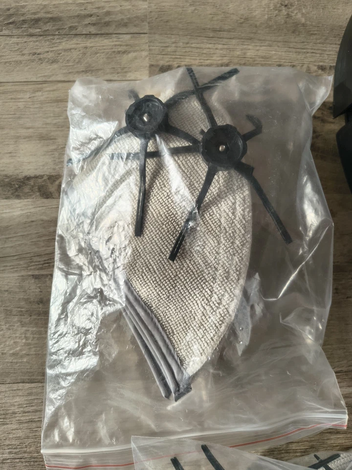 Roborock S6 Pure Saugroboter mit Wischfunktion, Schwarz, Foto 3 von 5