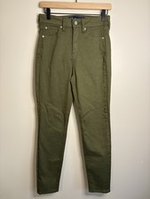 Women  s Gap High Rise Universal Jeans Legging in olive green size 4 NWT