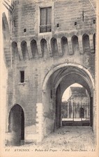 C230 France Avignon Palais des Papes porte Notre Dame   vintage postcard