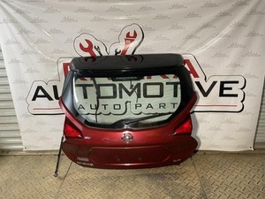 2018 2019 2020 Nissan Kicks SV Rear Liftgate W/Camera OEM