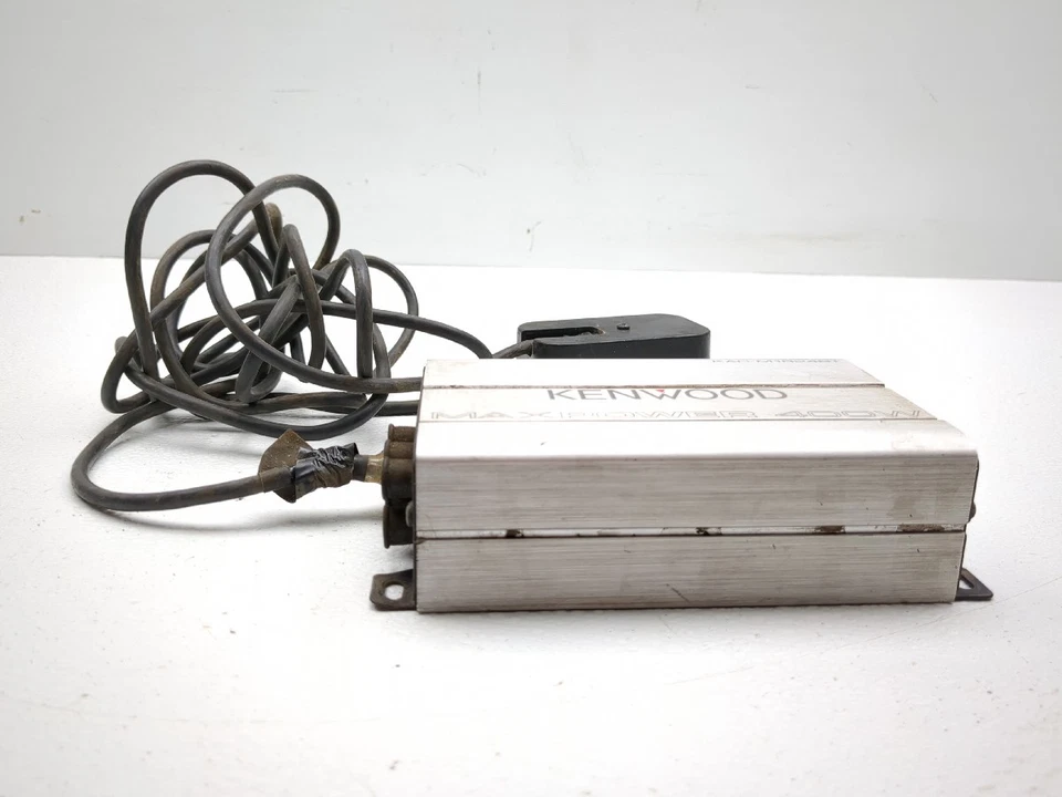 Amplificador 15 16 Can Am Maverick 1000R Turbo XDS KENWOOD 400W KAC-M1824BT Foto 2 de 4