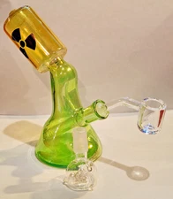 Daily High Club "Radioactive Wasteland" Radioactive Waste Glass Bong Water Pipe