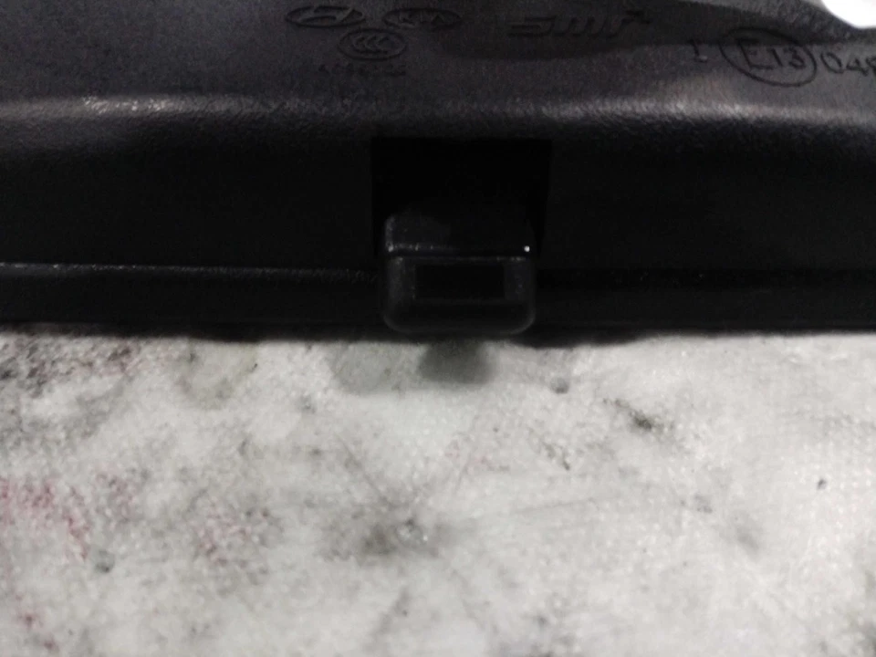 Espejo retrovisor interior delantero central usado se adapta a: Kia Sorento 2020 sin telemático Foto 2 de 4