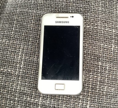 Samsung Ace GT- S5830S