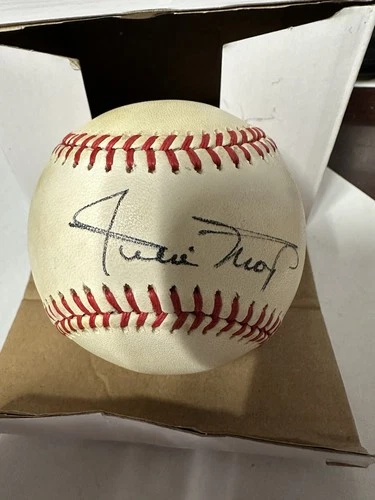 Willie Mays Signed Autographed National League Baseball Ball JSA