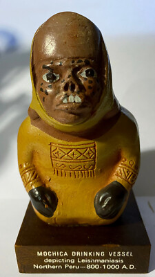 VINTAGE SCHERING CLAY FIGURINE MOCHICA DRINKING VESSEL MEDICINE MAN PERU PROMO