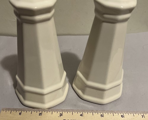 Set Sale e Pepe Pfaltzgraff Heritage 6” Forma Faro Bianco - Foto 4 di 7