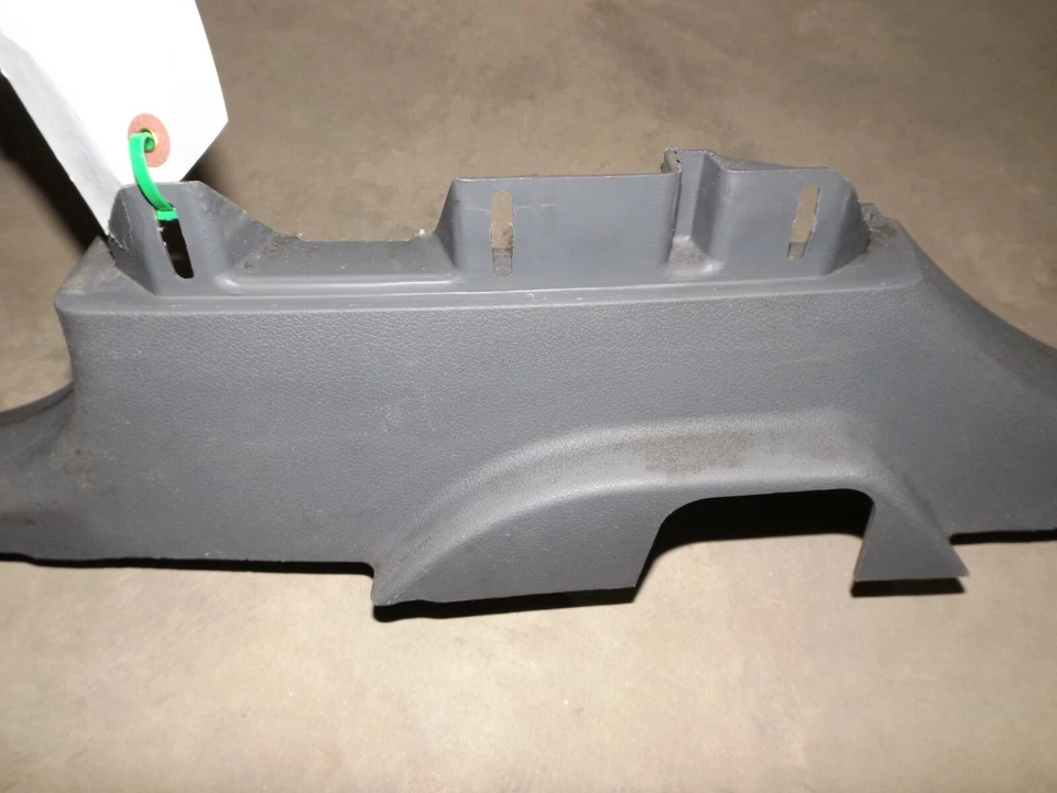 Ford Freestyle 2005-2007 moldura de umbral de puerta lateral izquierda del conductor usado OEM Foto 3 de 4