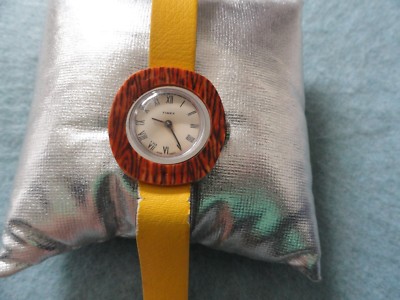 ?TIMEX WIND-UP Vtg woman’s watch Women main image 3