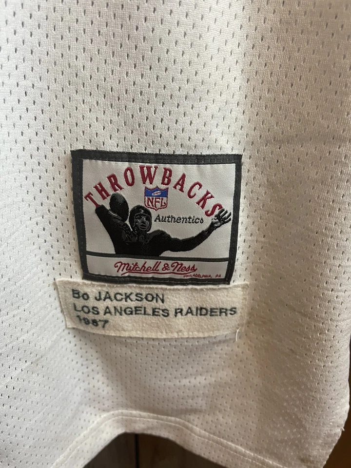 Camiseta deportiva Mitchell & Ness NFL Los Angeles Raiders Bob Jackson #34 retro talla 60 Foto 4 de 4