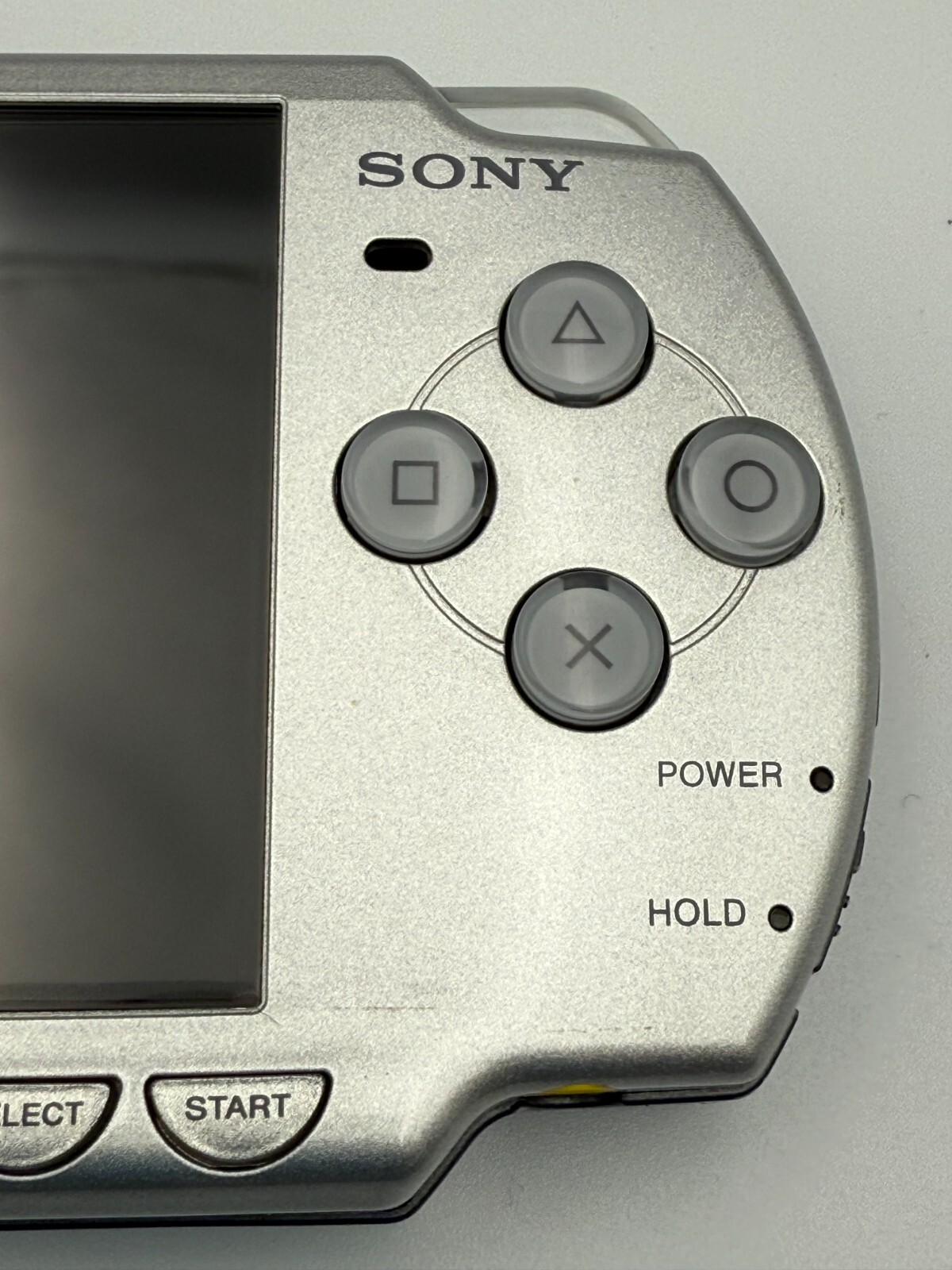 Sony PSP-2000 PSP 2000 Console Silver Complete in box Region free - Excellent