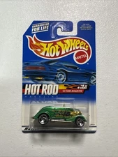 Hot Wheels 2000 #008 Hot Rod Magazine #4/4 '33 Ford Roadster