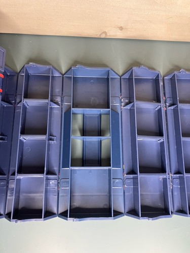 Caja organizadora de almacenamiento expandible rodante vintage RolyKit - azul con correas rojas - Imagen 6 de 9