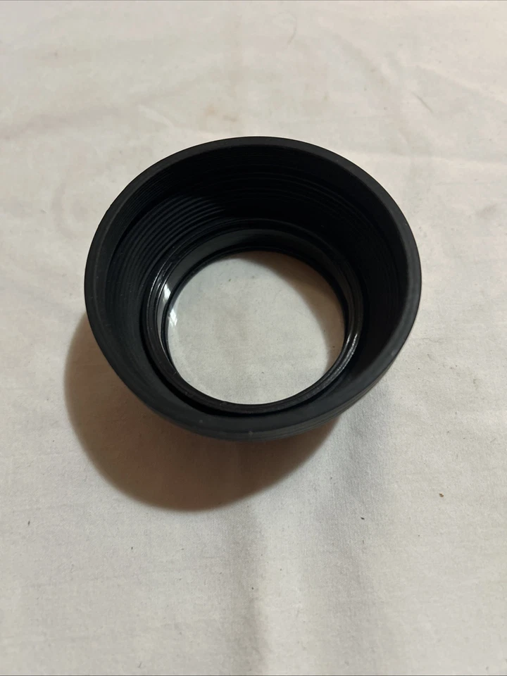 Canon 58mm UV Protector With Rubber Shade NOS - Image 2 of 4