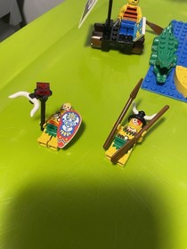 Lego Pirates Treasure Chest (1788) Rare Set - 98% Complete w/ Minifigures 1995