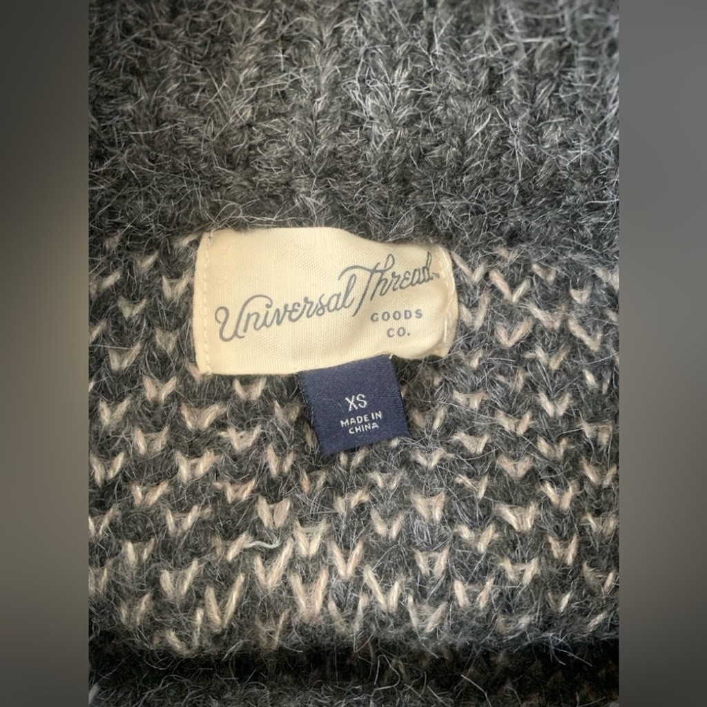 Universal Thread Gray Leopard Print Wool Sweater - image 4