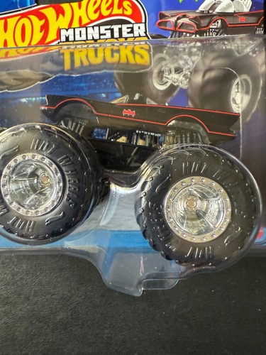 2025 Hot Wheels Monster Trucks DC Batman VS Batman TV series - Picture 3 of 5