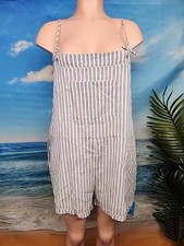Nwt Cupshe Women  s White Blue Stripes Romper Size Small With Pockets