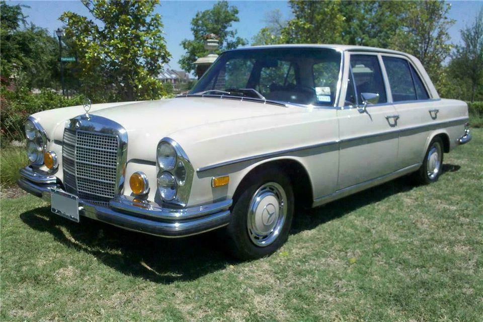 KYB 4 AMORTIGUADORES MERCEDES 190D 190D 220S 230 230S 250S 280S 280SE 280SEL 60 - 72 Foto 2 de 4