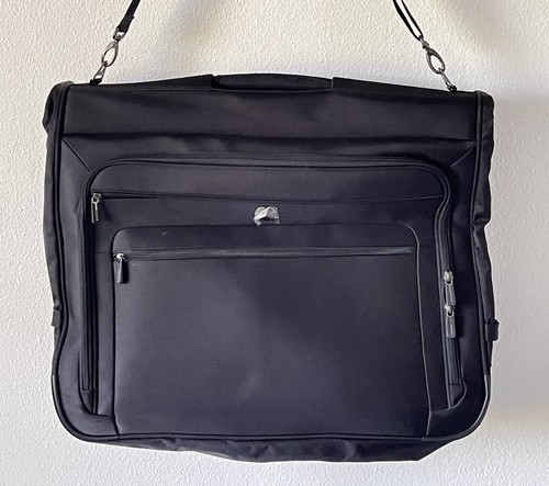 NEW With Tag~Delsey Helium Sky 2.0 Garment Bag~Black~42"x 23"x 3"~Shoulder Strap - Picture 2 of 14