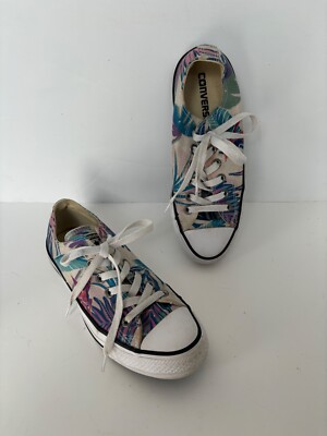 Converse low sneaker Tropical Leaf Pattern  Women size 7  Boy Youth Size 5  Lace