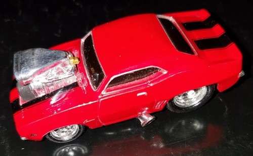 Funline 2000 Muscle Machines - Camaro Z28 - Rubber Tires - Die-Cast - Appox 1:64 - Picture 3 of 10
