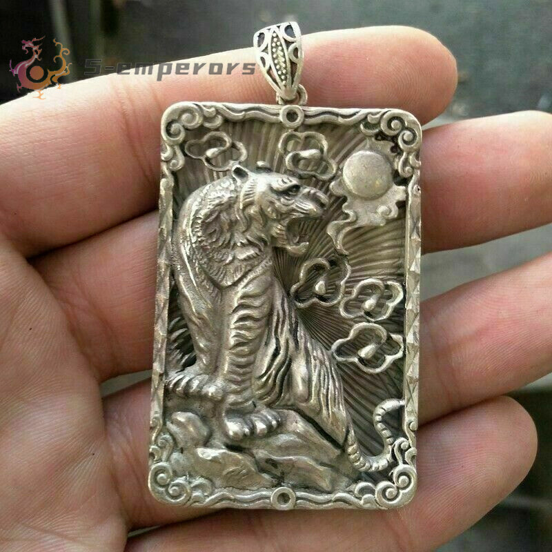 Old China Tibet Silver Handmade Force Tiger Statue Amulet Necklace Pendant Gift