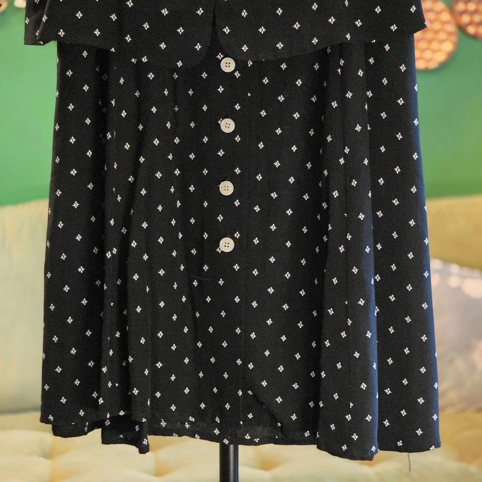 Conjunto de Saia Vintage Norton McNaughton Anos 90 Preto e Branco com Botões 14P – Atemporal!! - Imagem 3 de 4