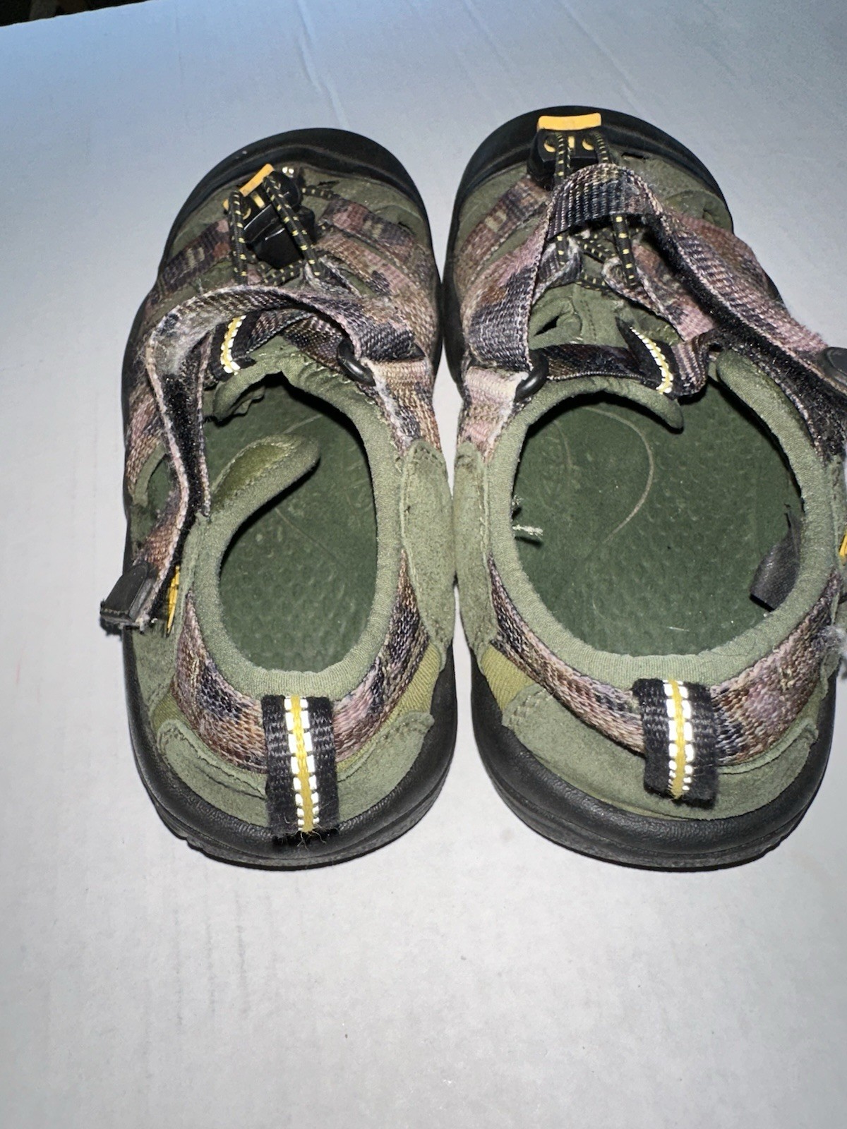 Keen Newport H2 sandalo robusto ragazzo 3 verde mimetico impermeabile scarpe da trekking F4 31