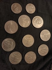 VINTAGE 5No 1977 QUEEN ELIZABETH 11 SILVER JUBILEE 1 CHURCHIL 1965 AND OTHERS
