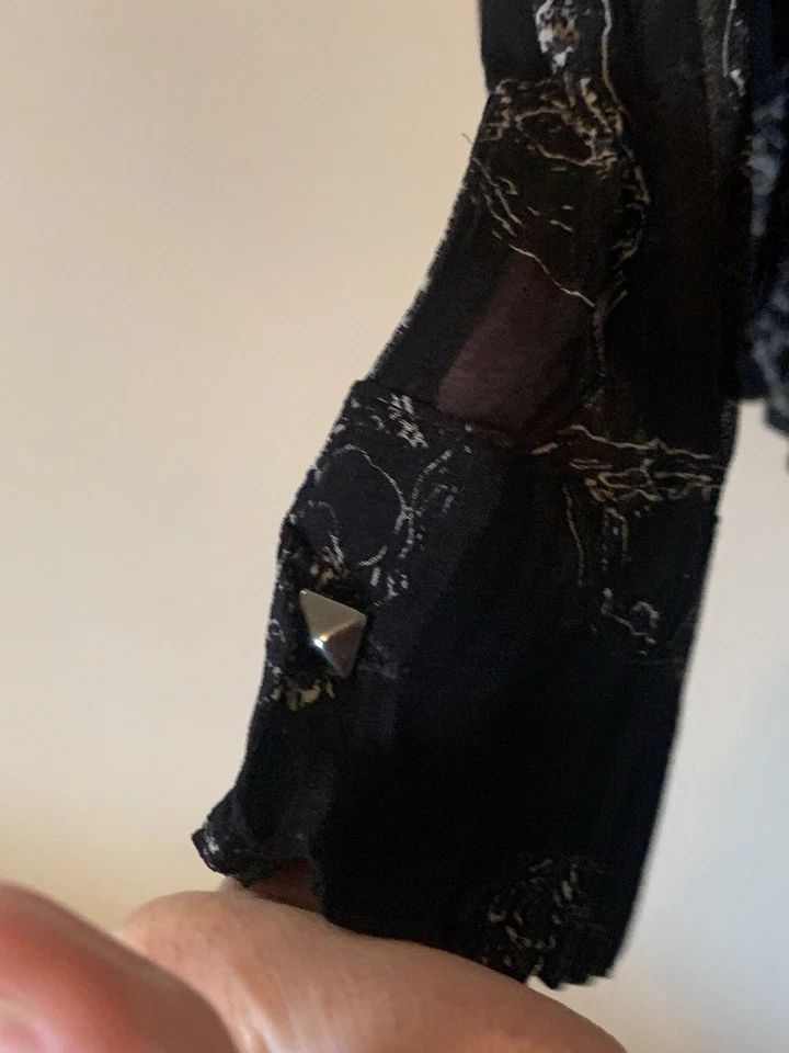 Top Bruja Gótica Estampado Calavera Arrugada Negra Rock & Republic Talla L Foto 4 de 4