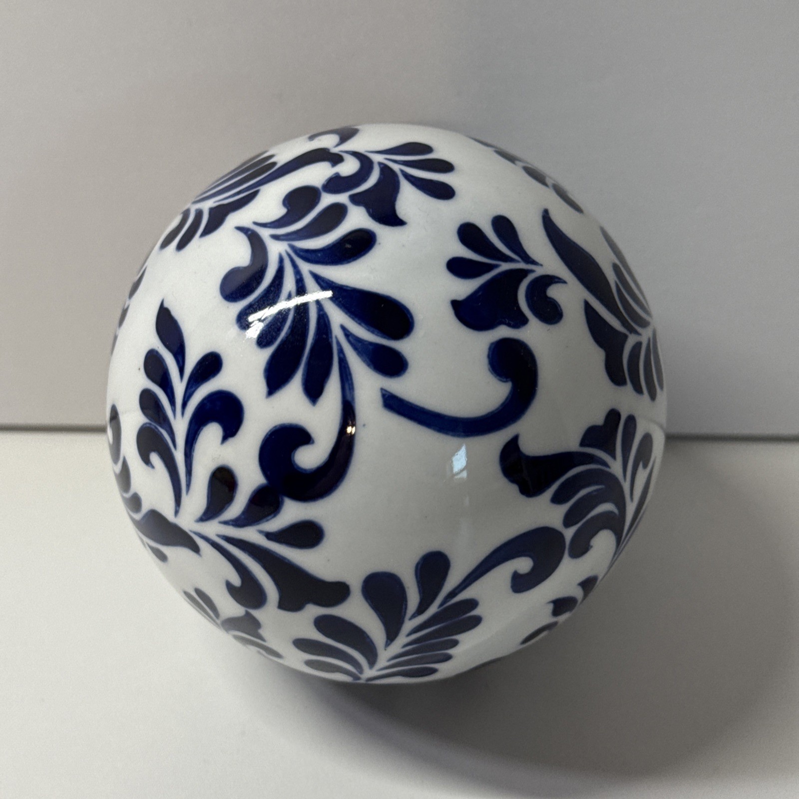 2 Vintage Blue & White Floral Porcelain Decorative Ceramic Carpet Ball 4”